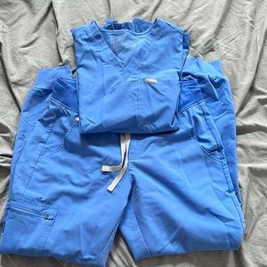 Figs blue scrub set